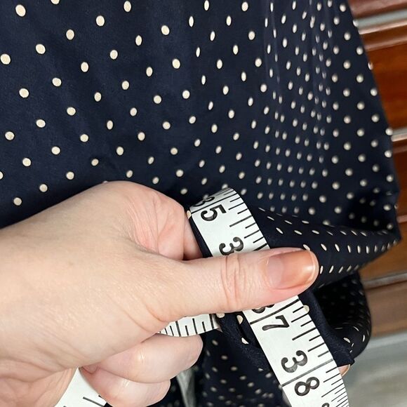 90s Vision Apparel Silk Dot
Dress 6 medium blue and cream midi - Picture 12 of 12